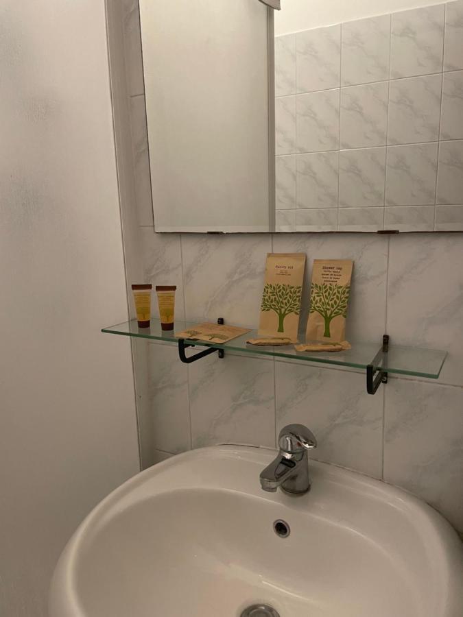 Triple Room with Private External Bathroom