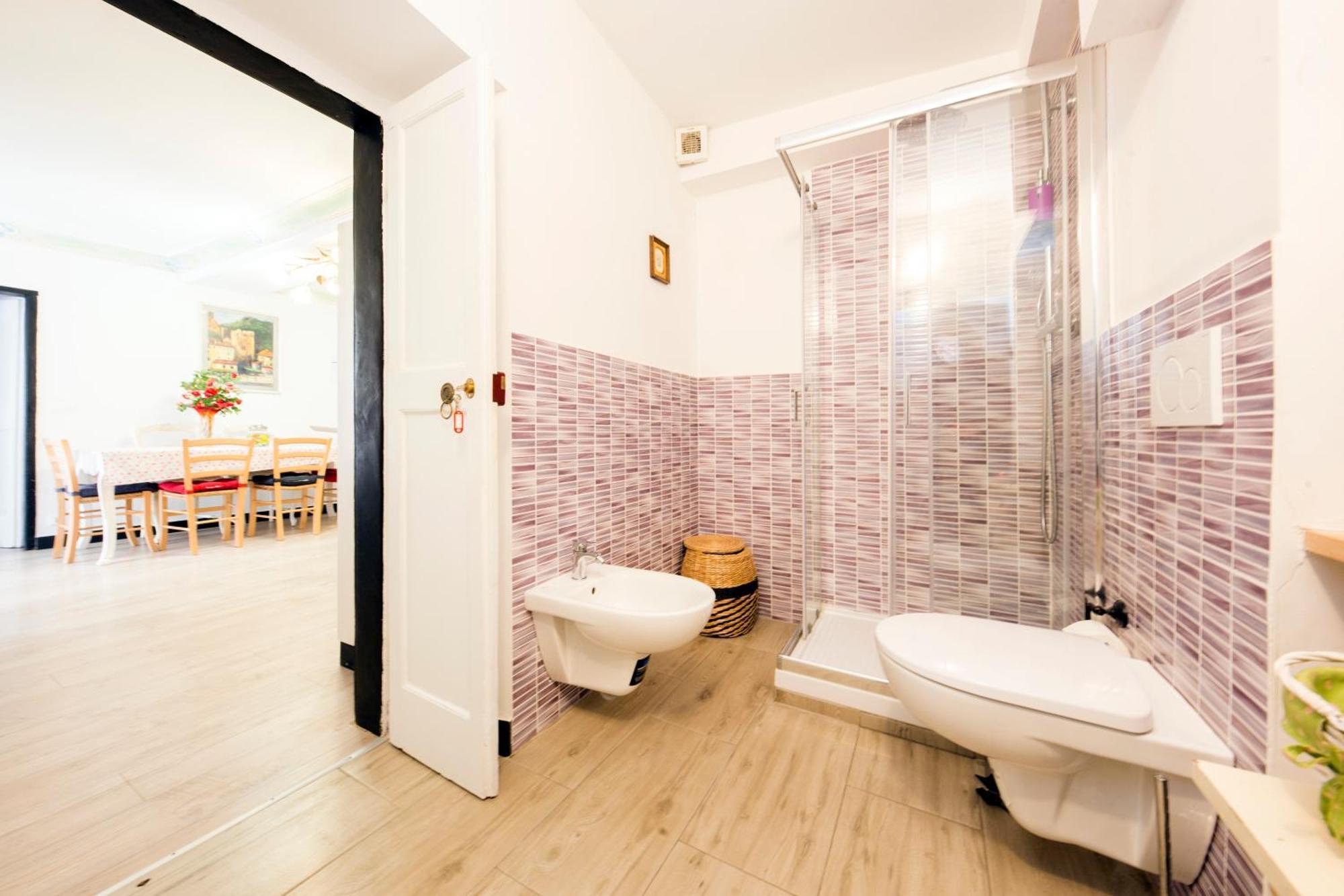 Double Room with Private External Bathroom