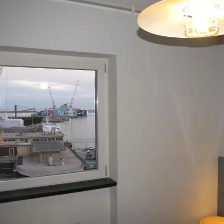 Aquarium Rooms-3